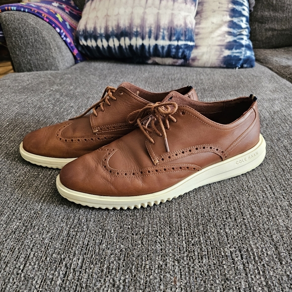 cole haan brown casual shoes